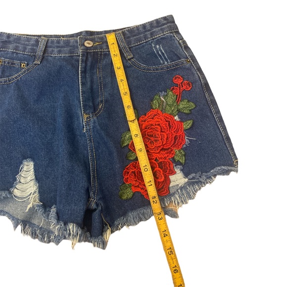 Vintage 1990’s Ultra Short High Rise Demin Shorts with Flower Appliqué, 28” - Picture 5 of 6